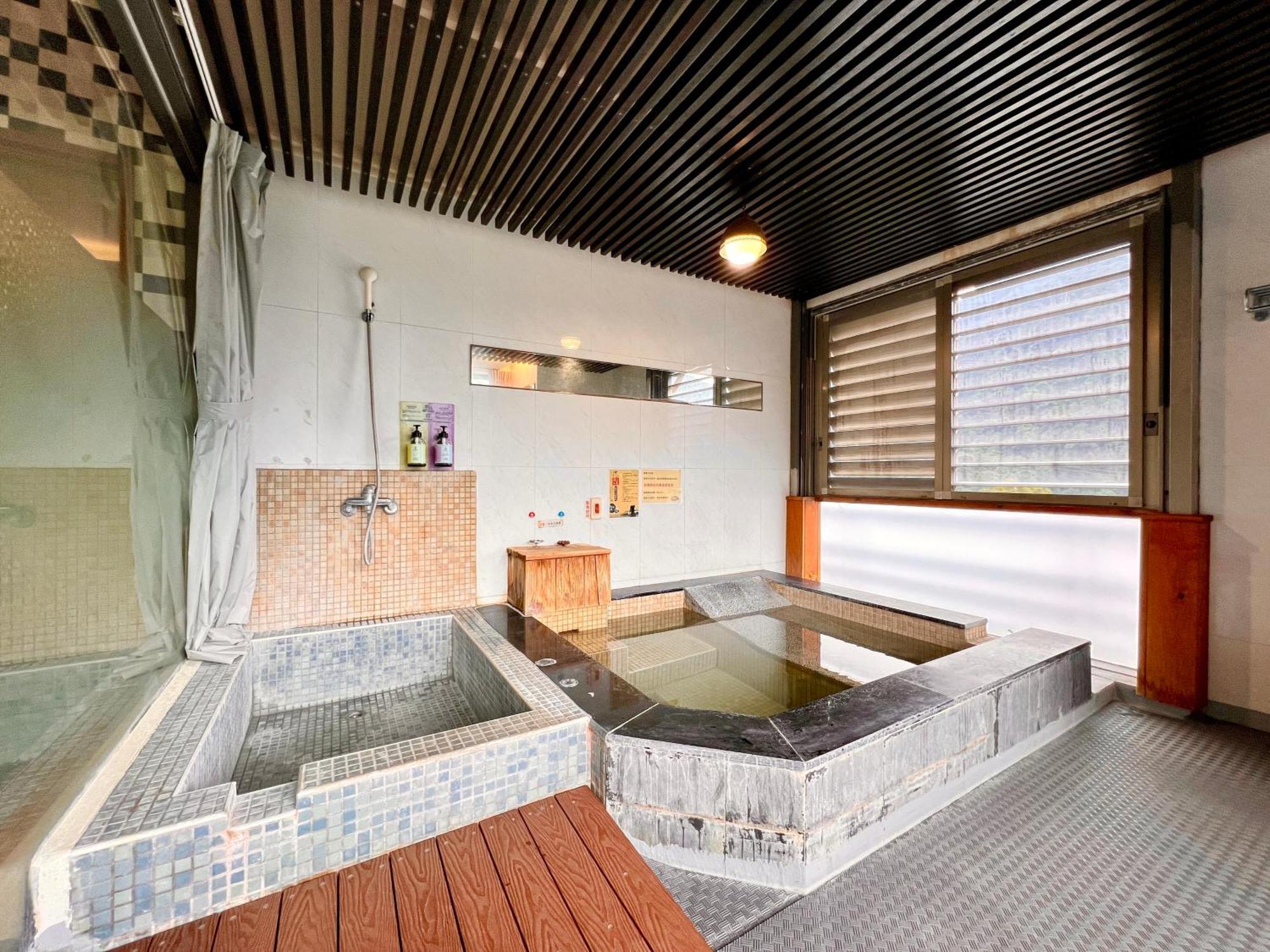 Wulai Sunglyu Hot Spring Resort Extérieur photo