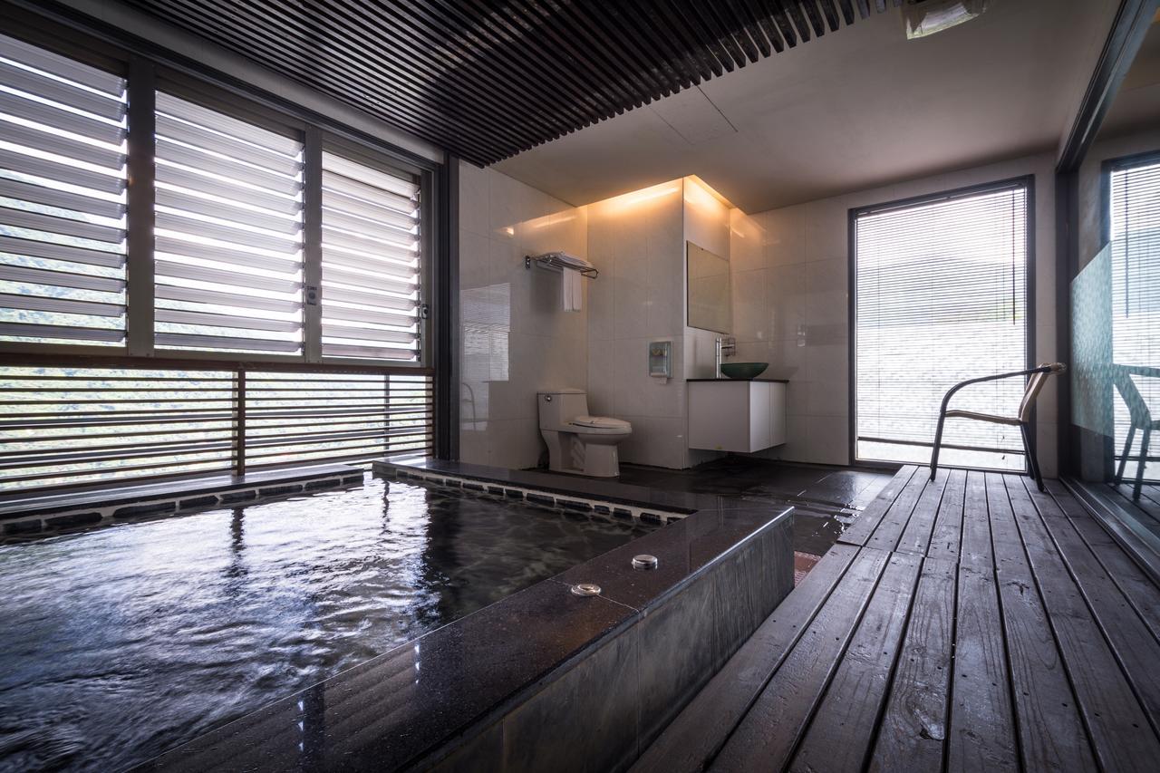 Wulai Sunglyu Hot Spring Resort Extérieur photo