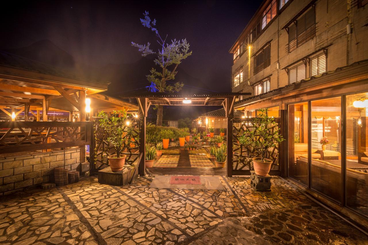 Wulai Sunglyu Hot Spring Resort Extérieur photo