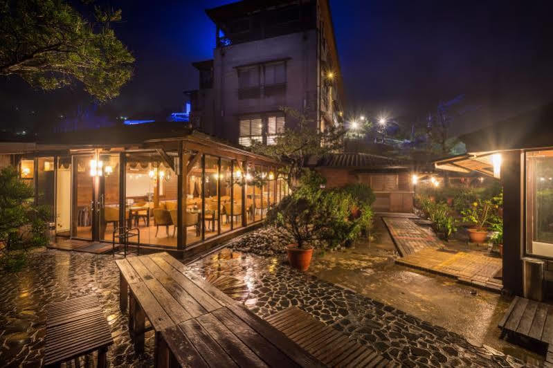 Wulai Sunglyu Hot Spring Resort Extérieur photo