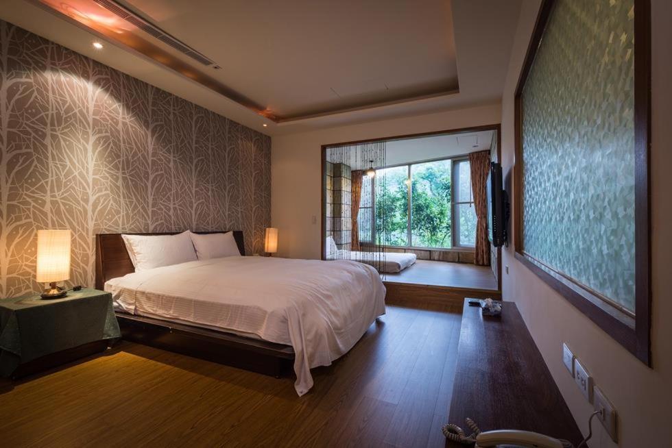 Wulai Sunglyu Hot Spring Resort Extérieur photo
